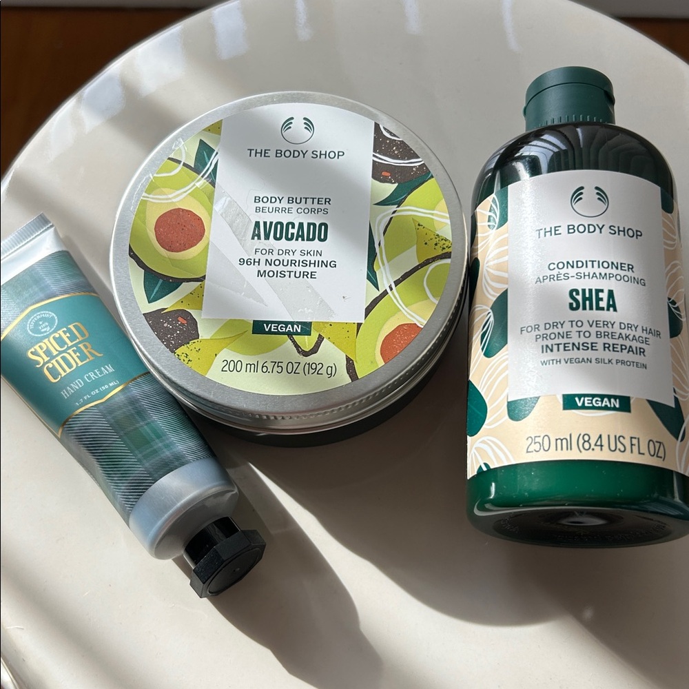 The Body Shop full size items. Unused.